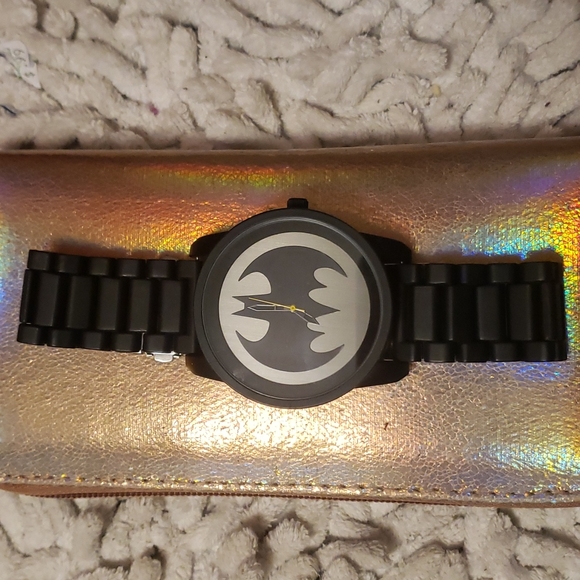 Perfect condition Batman watch - Picture 3 of 8